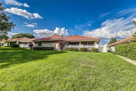 House in Winter Haven, Florida 3 bedrooms, 167.78 sq.m. № 1788025 - photo 30