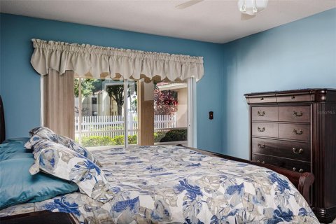 House in Winter Haven, Florida 3 bedrooms, 167.78 sq.m. № 1788025 - photo 15