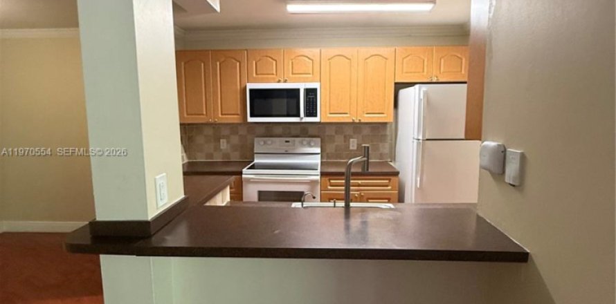 Кондоминиум с 2 спальнями в Хайалиа, Флорида № 2031187