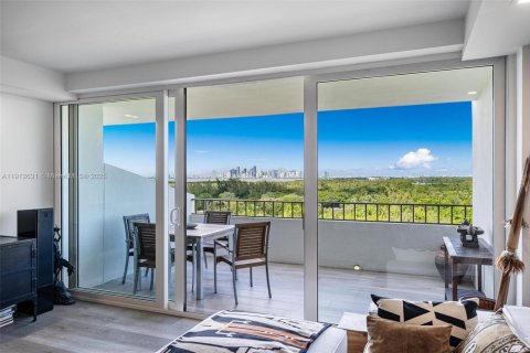 Condominio en venta en Key Biscayne, Florida, 1 dormitorio, 83.15 m2 № 1968427 - foto 1