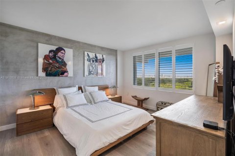 Condominio en venta en Key Biscayne, Florida, 1 dormitorio, 83.15 m2 № 1968427 - foto 3