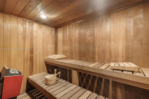 Condominio en venta en Key Biscayne, Florida, 1 dormitorio, 83.15 m2 № 1968427 - foto 29