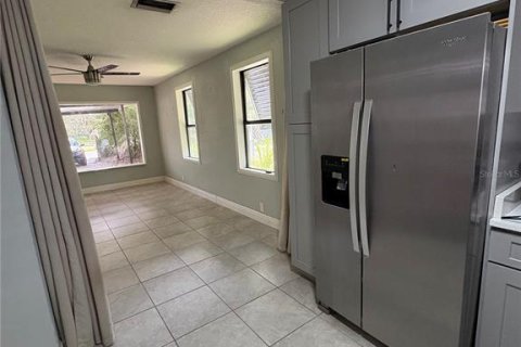 Appartement à louer à Kissimmee, Floride: 2 chambres, 134.71 m2 № 1853368 - photo 5