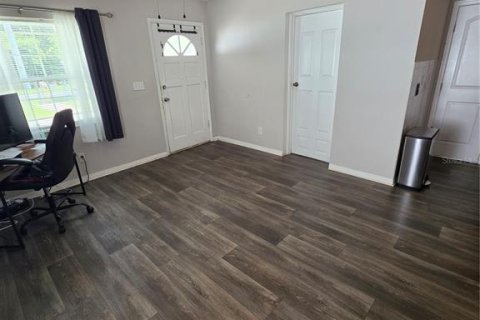 Villa ou maison à vendre à Tampa, Floride: 2 chambres, 95.22 m2 № 2156611 - photo 18