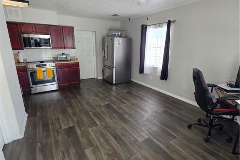 Villa ou maison à vendre à Tampa, Floride: 2 chambres, 95.22 m2 № 2156611 - photo 20