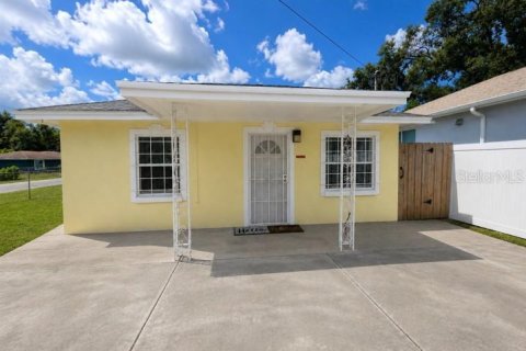 Villa ou maison à Tampa, Floride 2 chambres, 95.22 m2 № 2156611