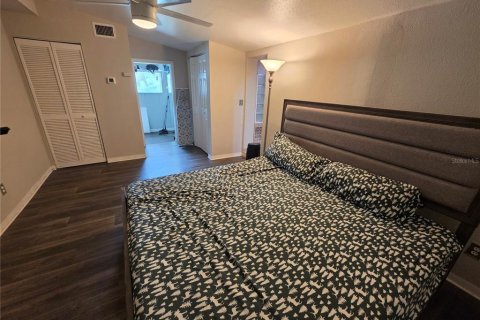 Villa ou maison à vendre à Tampa, Floride: 2 chambres, 95.22 m2 № 2156611 - photo 10