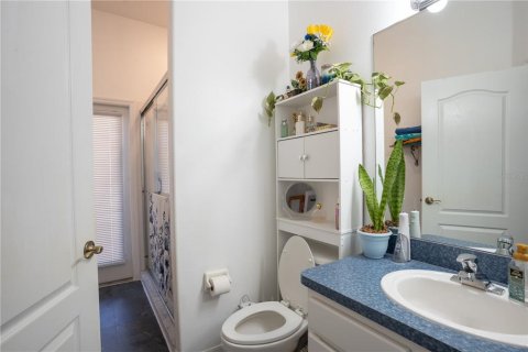 House in Tarpon Springs, Florida 4 bedrooms, 211.17 sq.m. № 2196437 - photo 20