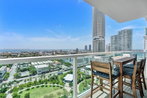 Condominio en alquiler en Hallandale Beach, Florida, 3 dormitorios, 191.84 m2 № 1788369 - foto 8