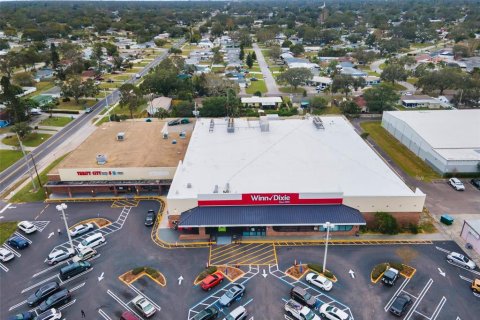 Immobilier commercial à louer à Kenneth City, Floride: 4827.57 m2 № 1723801 - photo 3