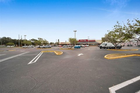 Immobilier commercial à louer à Kenneth City, Floride: 4827.57 m2 № 1723801 - photo 13