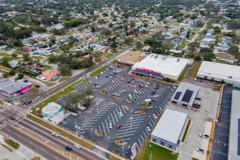 Immobilier commercial à louer à Kenneth City, Floride: 4827.57 m2 № 1723801 - photo 5