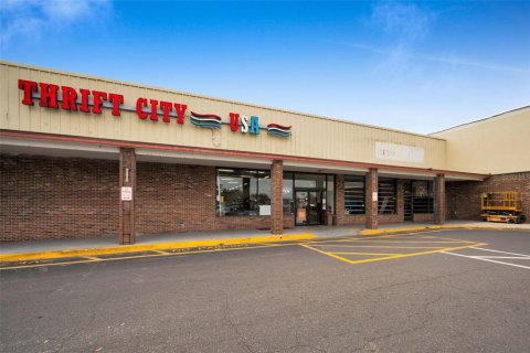 Immobilier commercial à louer à Kenneth City, Floride: 4827.57 m2 № 1723801 - photo 19