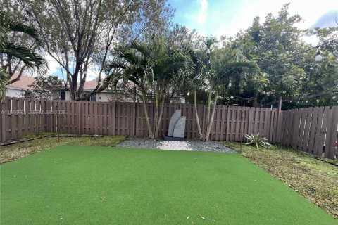 Adosado en alquiler en Pembroke Pines, Florida, 3 dormitorios, 127.28 m2 № 2026117 - foto 12