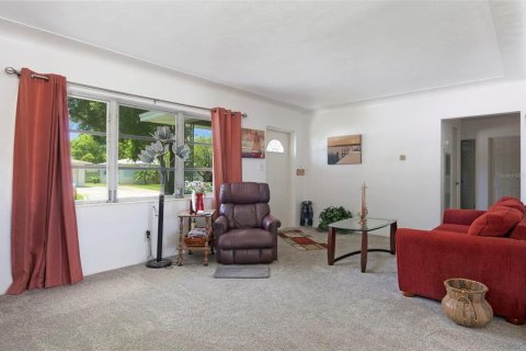Casa en venta en Saint Petersburg, Florida, 3 dormitorios, 114.27 m2 № 1813454 - foto 6