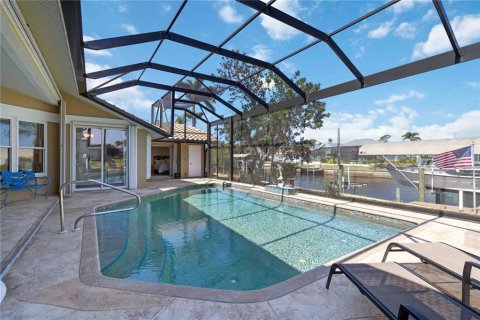 Casa en venta en Port Charlotte, Florida, 3 dormitorios, 227.05 m2 № 1608880 - foto 22