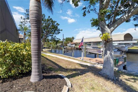 Casa en venta en Port Charlotte, Florida, 3 dormitorios, 227.05 m2 № 1608880 - foto 20