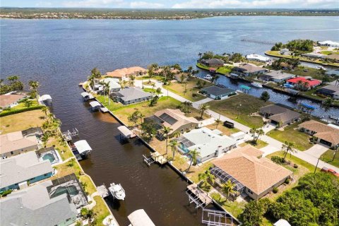 Casa en venta en Port Charlotte, Florida, 3 dormitorios, 227.05 m2 № 1608880 - foto 15