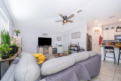House in Kissimmee, Florida 3 bedrooms, 144.93 sq.m. № 1795169 - photo 8