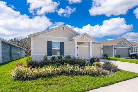 House in Kissimmee, Florida 3 bedrooms, 144.93 sq.m. № 1795169 - photo 1