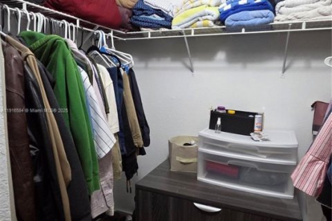 Купить кондоминиум в Дорал, Флорида 2 спальни, 97.55м2, № 1972094 - фото 14