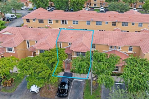Adosado en venta en Miami Lakes, Florida, 3 dormitorios, 134.71 m2 № 1839231 - foto 29