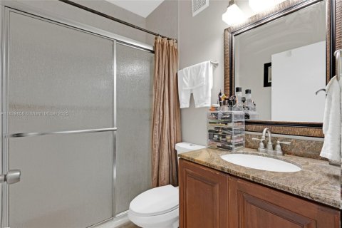 Adosado en venta en Miami Lakes, Florida, 3 dormitorios, 134.71 m2 № 1839231 - foto 21