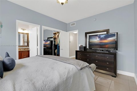 Adosado en venta en Miami Lakes, Florida, 3 dormitorios, 134.71 m2 № 1839231 - foto 18