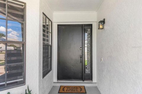 Villa ou maison à vendre à Orlando, Floride: 3 chambres, 126.81 m2 № 2306556 - photo 3