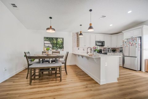 Villa ou maison à vendre à Orlando, Floride: 3 chambres, 126.81 m2 № 2306556 - photo 8