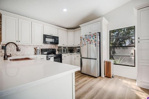 Villa ou maison à vendre à Orlando, Floride: 3 chambres, 126.81 m2 № 2306556 - photo 10