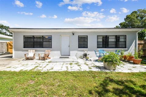 Casa en venta en Tampa, Florida, 4 dormitorios, 143.44 m2 № 1801718 - foto 10