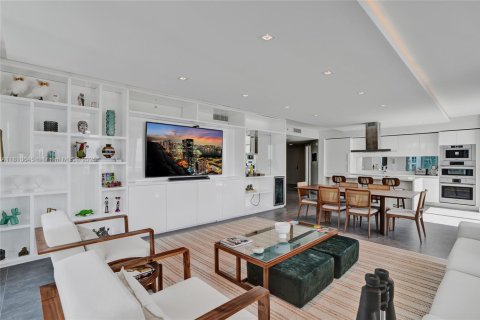 Condo in Sunny Isles Beach, Florida, 3 bedrooms  № 1870040 - photo 3