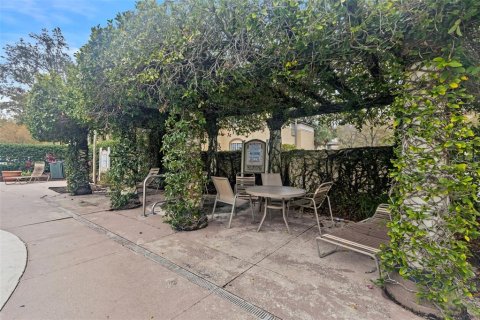 Condo in Tampa, Florida, 2 bedrooms  № 1526927 - photo 28