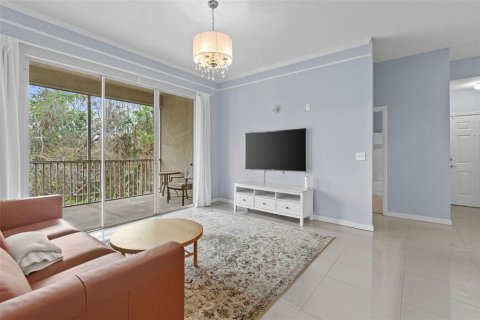 Condo in Tampa, Florida, 2 bedrooms  № 1526927 - photo 2
