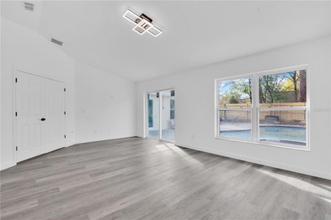 Casa en venta en Apopka, Florida, 4 dormitorios, 164.34 m2 № 2143906 - foto 19