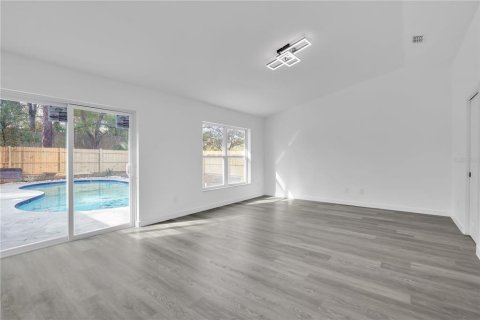Casa en venta en Apopka, Florida, 4 dormitorios, 164.34 m2 № 2143906 - foto 18