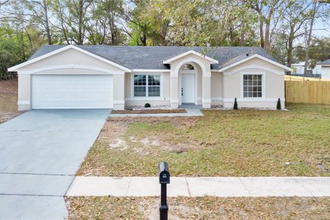 Casa en venta en Apopka, Florida, 4 dormitorios, 164.34 m2 № 2143906 - foto 4
