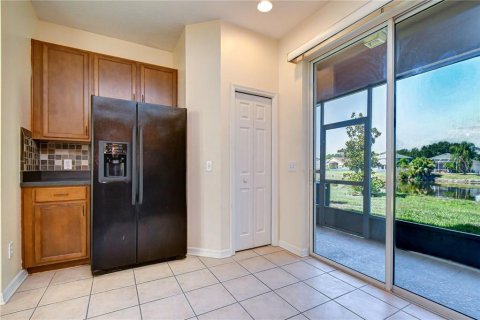 Touwnhouse à vendre à Riverview, Floride: 2 chambres, 109.25 m2 № 2226294 - photo 18