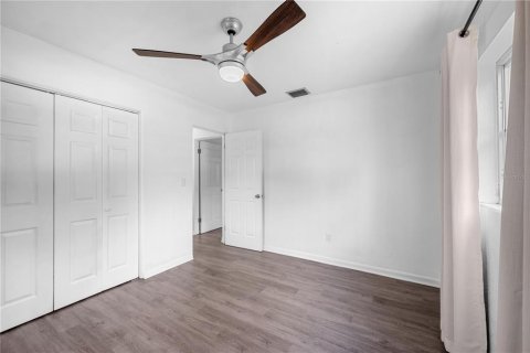 House in Maitland, Florida 3 bedrooms, 181.16 sq.m. № 1819081 - photo 30