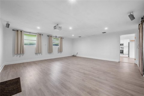 House in Maitland, Florida 3 bedrooms, 181.16 sq.m. № 1819081 - photo 15