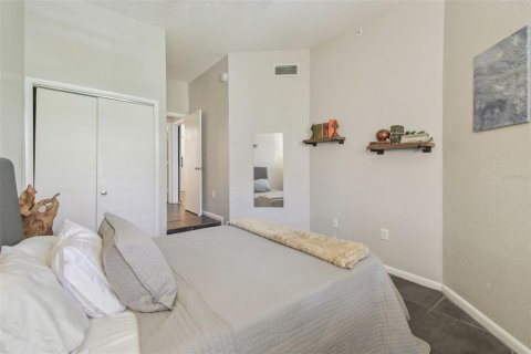 Condominio en alquiler en Tampa, Florida, 1 dormitorio, 66.98 m2 № 2094451 - foto 10