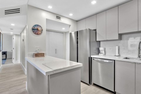 Condominio en alquiler en Pompano Beach, Florida, 2 dormitorios, 94.2 m2 № 2181946 - foto 9