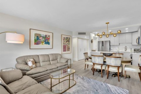 Condominio en alquiler en Pompano Beach, Florida, 2 dormitorios, 94.2 m2 № 2181946 - foto 18