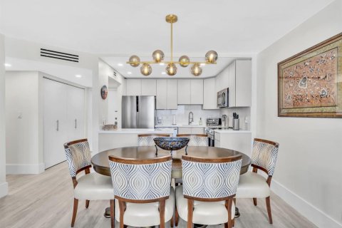 Condominio en alquiler en Pompano Beach, Florida, 2 dormitorios, 94.2 m2 № 2181946 - foto 13