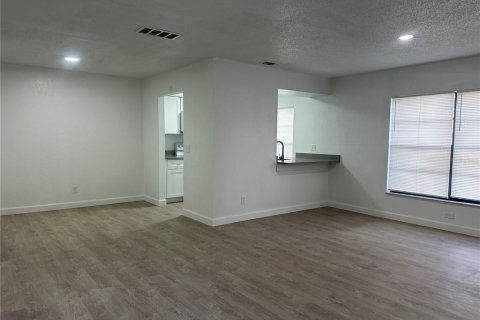Apartment in Tampa, Florida 2 bedrooms, 89.19 sq.m. № 2150927 - photo 2