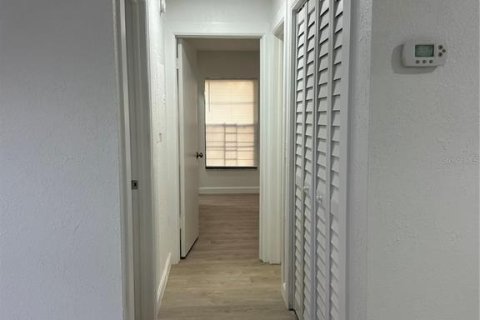 Apartment in Tampa, Florida 2 bedrooms, 89.19 sq.m. № 2150927 - photo 5