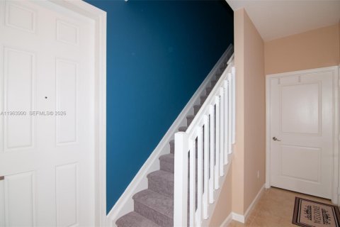 Снять в аренду таунхаус в Купер-Сити, Флорида 2 спальни, 116.5м2, № 2025975 - фото 13