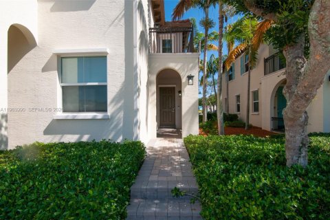 Снять в аренду таунхаус в Купер-Сити, Флорида 2 спальни, 116.5м2, № 2025975 - фото 3
