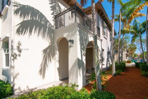 Снять в аренду таунхаус в Купер-Сити, Флорида 2 спальни, 116.5м2, № 2025975 - фото 9